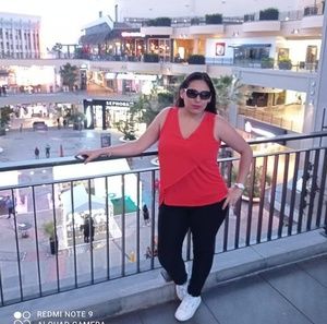 Meet your Posher, Fernanda